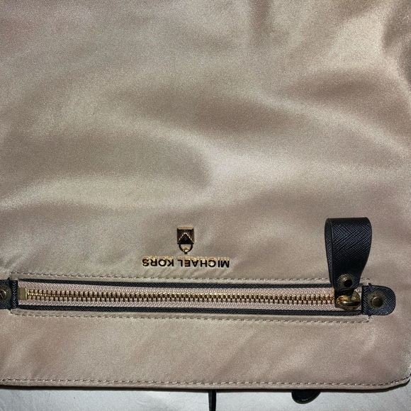 Michael Kors Tan and Black Crossbody Bag - Picture 5 of 6